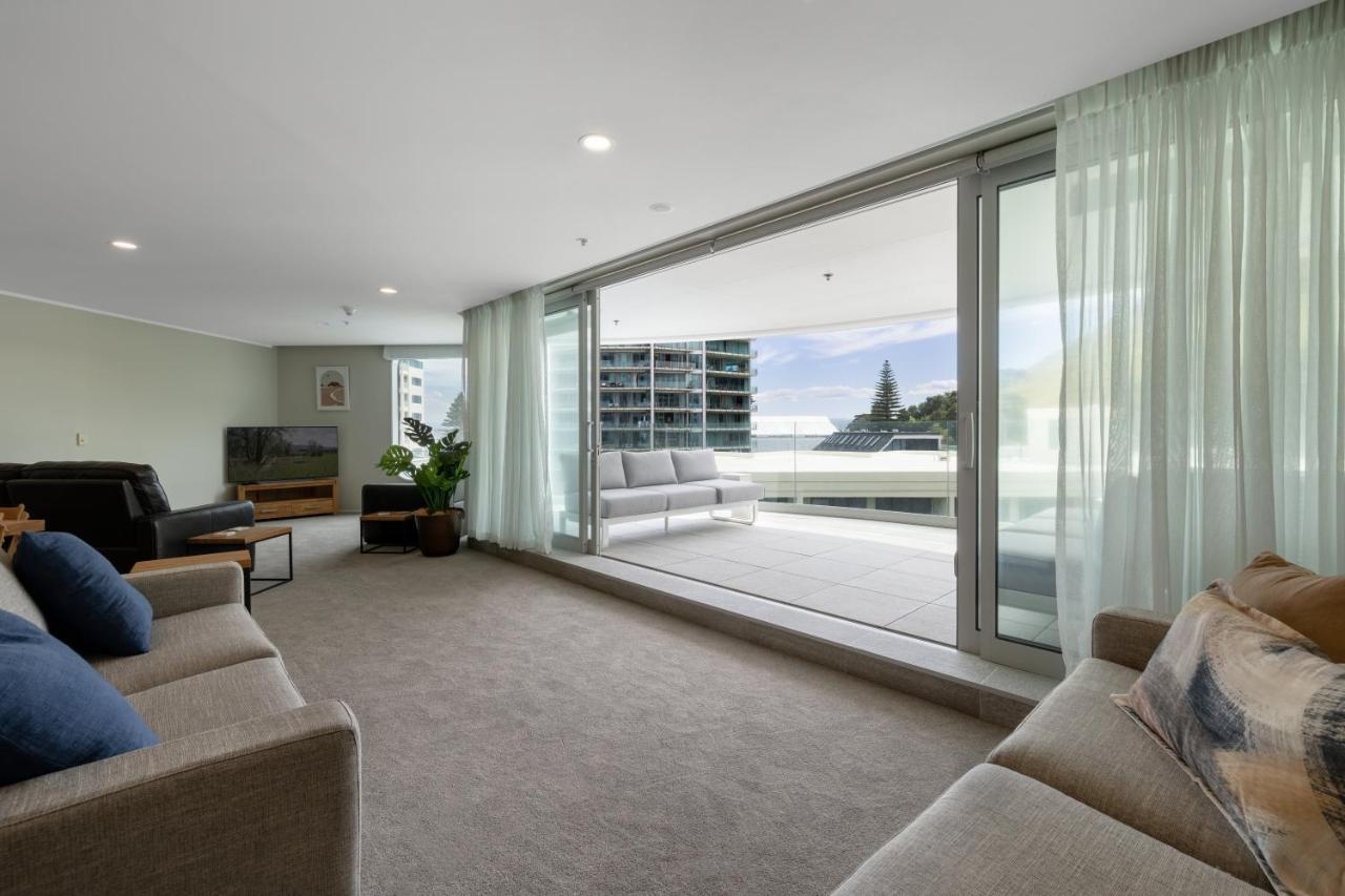 Spacious Oceanside Oasis Mount Maunganui Exterior photo